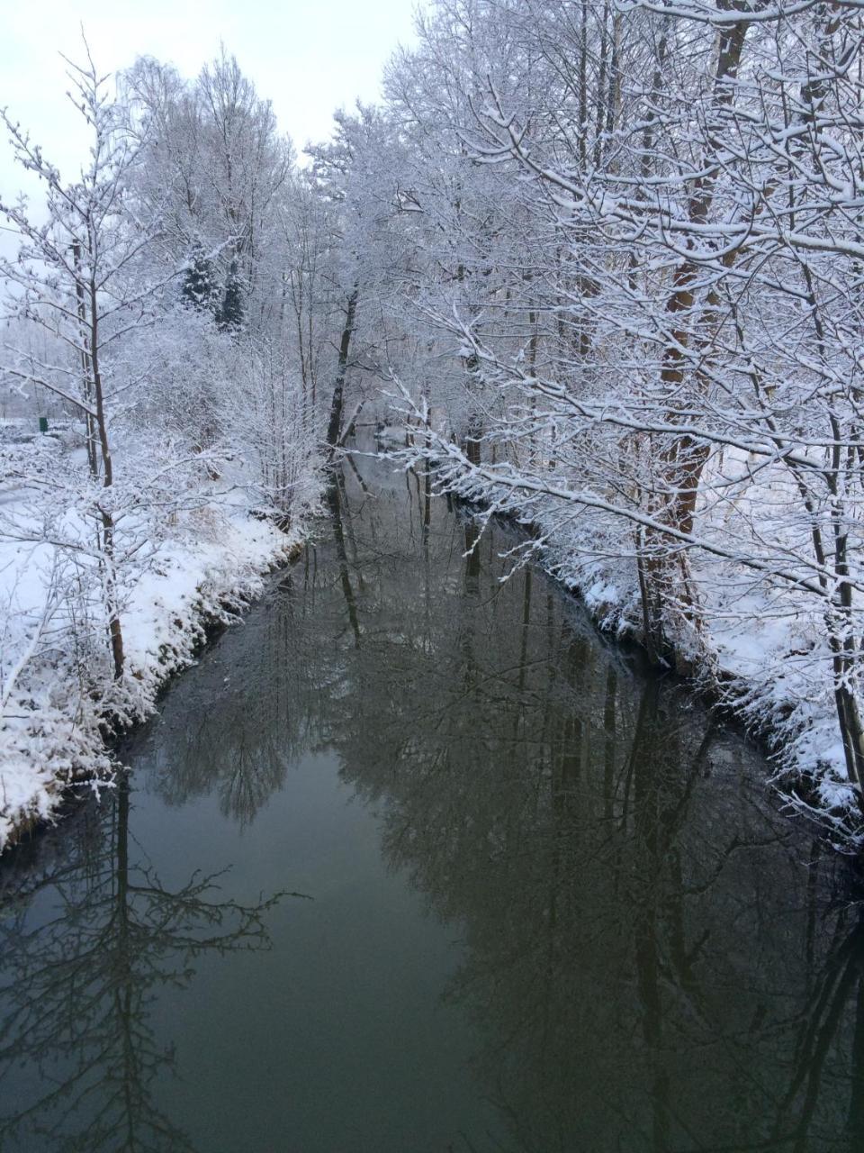 Direkt Am Wasser Appartement Burg (Spreewald)
